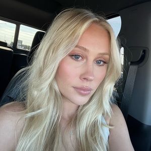 Meet your Posher, Maddie